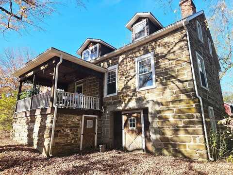 274 Fingar Road, Hudson, NY 12534
