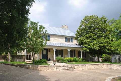 612 San Antonio St, Fredericksburg, TX 78624