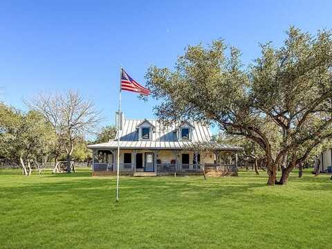 565 Red Bluff Ranch Rd, Pipe Creek, TX 78063