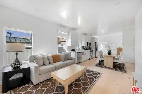 117 W Channel Rd, Santa Monica, CA 90402