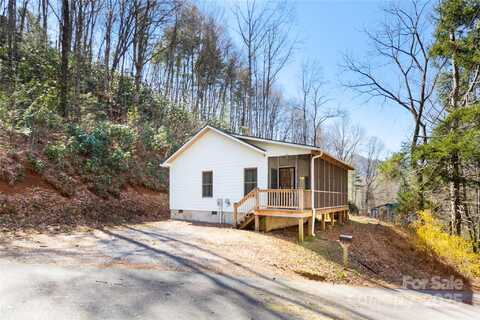 178 Chestnut Walk Drive, Waynesville, NC 28786