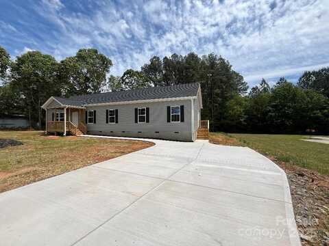 2070 Travis Road, Conover, NC 28613