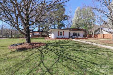 324 East End Avenue S, Statesville, NC 28677