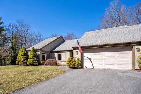25 Heritage Crest, Southbury, CT 06488