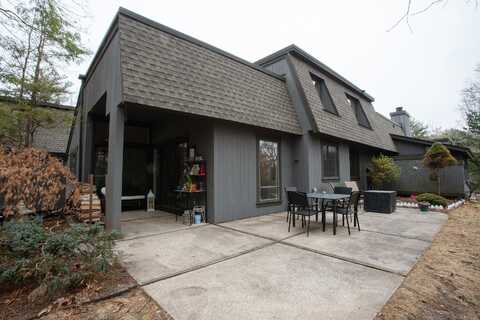 130 Mallard Drive, Avon, CT 06001