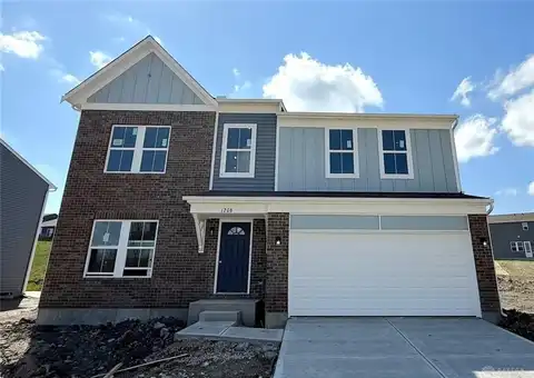 1208 Heathgate Way, Fairborn, OH 45324