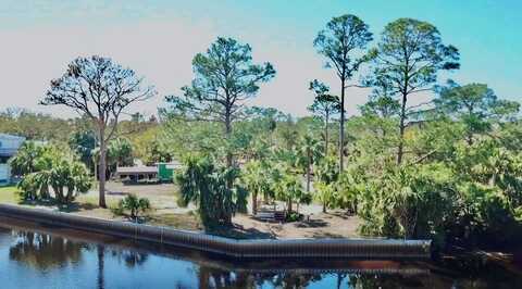 85 217th St, Suwannee, FL 32692