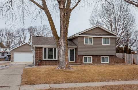 1317 Lyndale Drive, Polk City, IA 50226