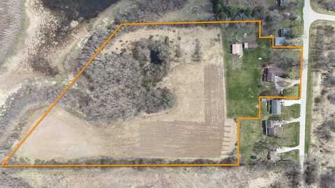 999 McGregor Drive, Knoxville, IA 50138