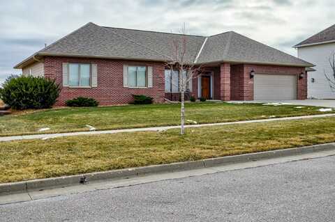 2608 Cottonwood Road, Ames, IA 50014
