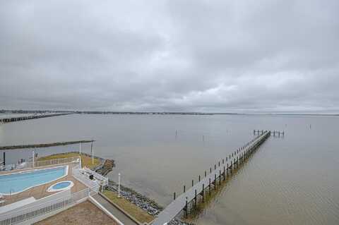 1600 Marina Bay Drive, Panama City, FL 32409