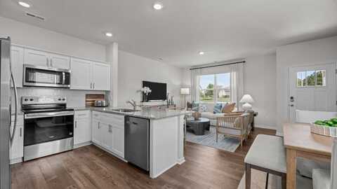 1004 BAYARD WOOTTEN WAY, New Bern, NC 28562