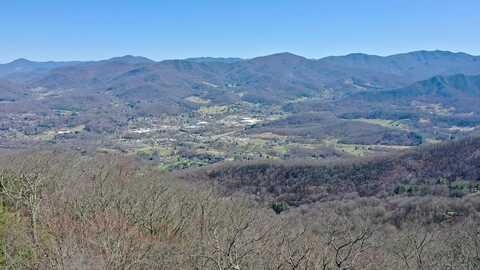 Eagles Nest road, Waynesville, NC 28786