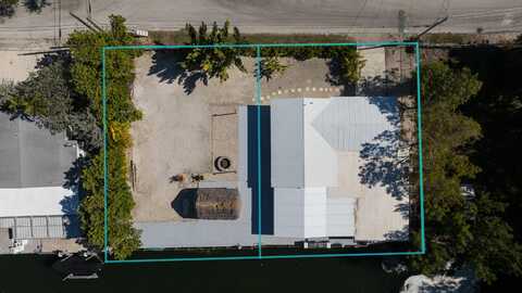 215 Anne Bonny Drive, Key Largo, FL 33037