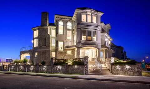 32 Ocean Dr W Dr, Brigantine, NJ 08203