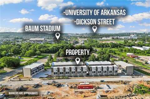 1982 S Razorback RD, Fayetteville, AR 72701