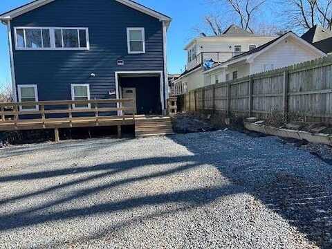 907 Hank Aaron, Atlanta, GA 30315