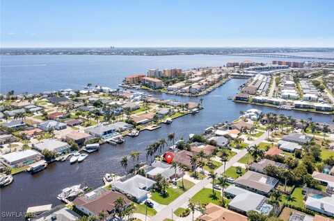 3913 SE 19th Avenue, Cape Coral, FL 33904
