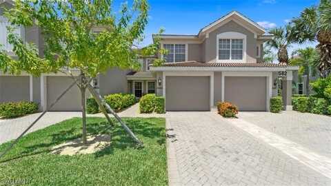 9582 Hemingway Lane, Fort Myers, FL 33913