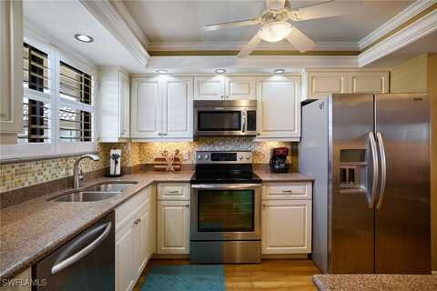 2121 Collier Avenue, Fort Myers, FL 33901