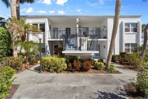 755 Village Circle, Venice, FL 34292