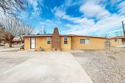 1533 HOOPER Road SW, Albuquerque, NM 87105