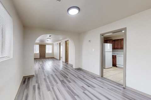 1119 EDITH Boulevard NE, Albuquerque, NM 87102