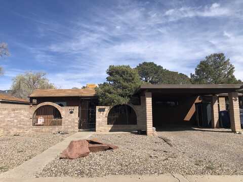 404 Garcia Street NE, Albuquerque, NM 87123