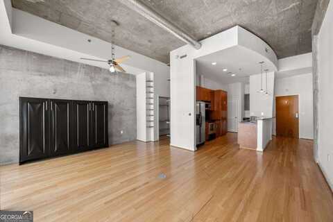 943 Peachtree, Atlanta, GA 30309