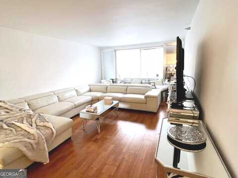 2479 NE Peachtree, Atlanta, GA 30305