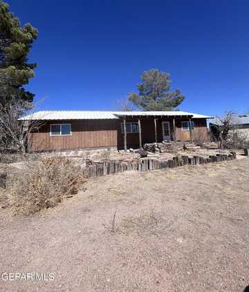 816 N Martin Avenue, Sierra Blanca, TX 79851