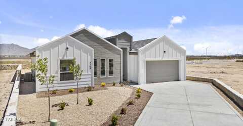 7704 CELESTIAL Street, Las Cruces, NM 88012