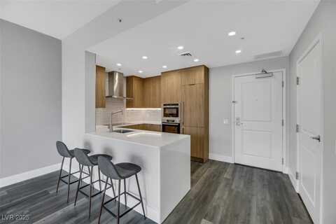 200 W Sahara Avenue, Las Vegas, NV 89102