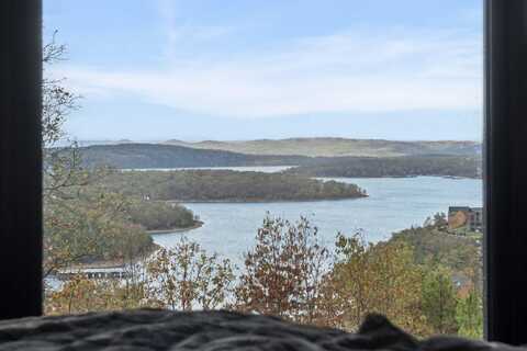 39 Sunflower Lane, Lampe, MO 65681