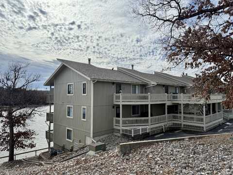 6570 Pelican Drive, Osage Beach, MO 65065