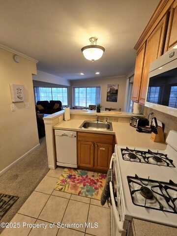 336 Sir Bradford Road, Pocono Lake, PA 18347