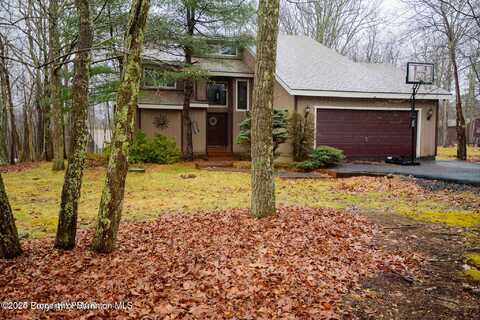 256 Oakenshield Drive, Bushkill, PA 18371