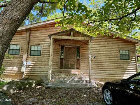 4205 Birds Creek Road, Sevierville, TN 37876