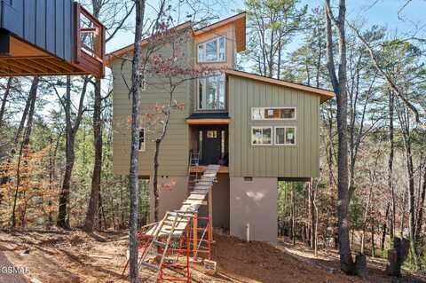 2385 Forge Hideaway Loop, Pigeon Forge, TN 37863