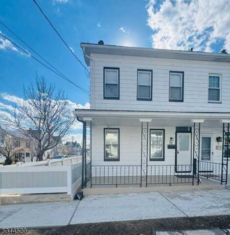 72 Colby Pl, Phillipsburg, NJ 08865