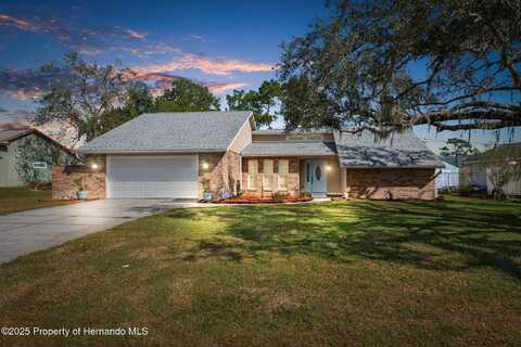 5592 Fairway Drive, Ridge Manor, FL 33523
