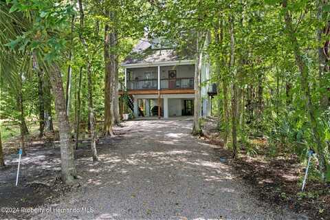 7413 Gettysburg Drive, Weeki Wachee, FL 34607