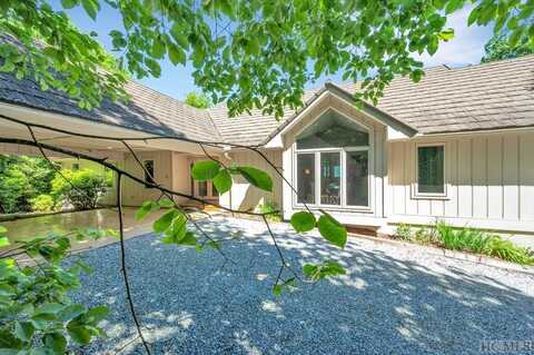 60 Lakeside Trail, Lake Toxaway, NC 28747
