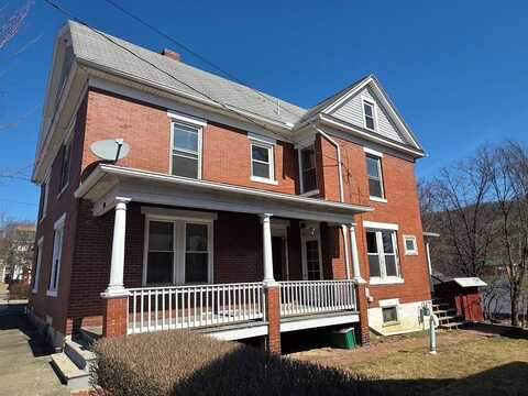 302 2nd St., Huntingdon, PA 16652