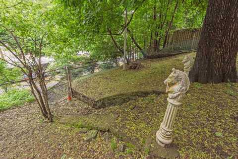 1208 RIVER RD, Edgewater, NJ 07020