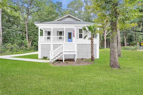 3 Stripland Way, Saint Helena Island, SC 29920