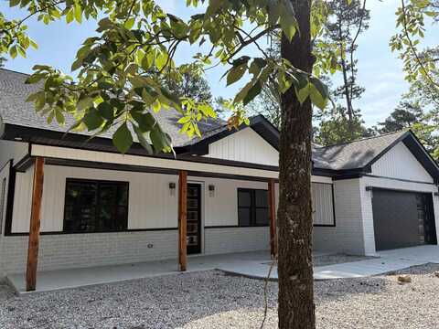 52 ALICANTE Road, Hot Springs Village, AR 71909