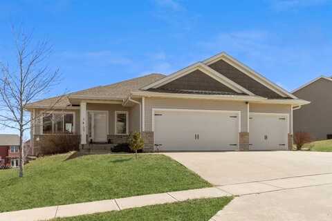 146 Chadwick Ln, IowaCity, IA 52245