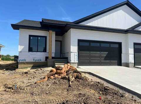 1240 Berkshire Ln, NorthLiberty, IA 52317