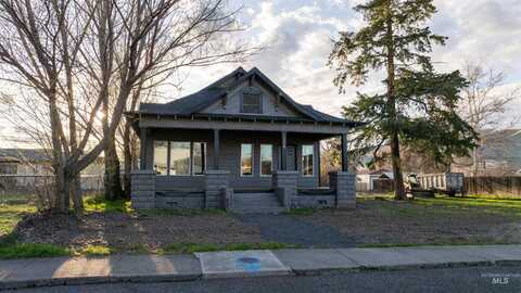 530 9th Street, Clarkston, WA 99403